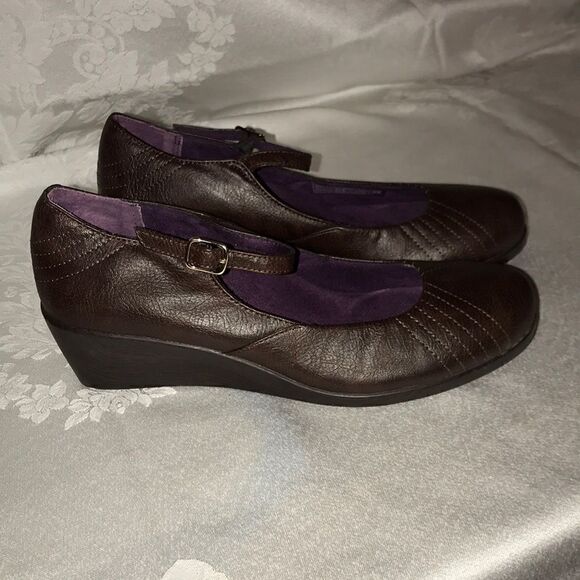 Vionic Amelia Mary Jane Leather Wedge Heels 8.5M - Picture 6 of 8